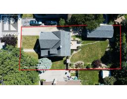 122 NELSON STREET E - 36