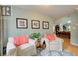 391 WESTWOOD DRIVE - 11