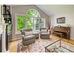 391 WESTWOOD DRIVE - 14
