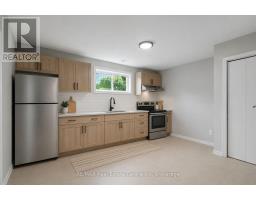 71 RENFIELD STREET - 14