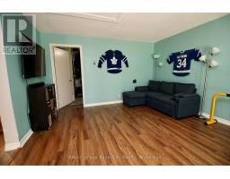 405 MAIN STREET S - 18