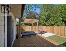289 GARAFRAXA STREET E - 34