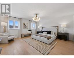 636 ANTON CRESCENT - 14