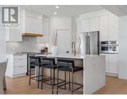 636 ANTON CRESCENT - 9