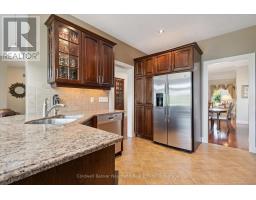 70 BATHGATE DRIVE - 20