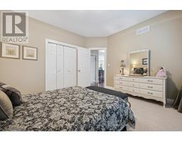 70 BATHGATE DRIVE - 23