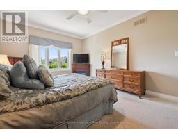 70 BATHGATE DRIVE - 25