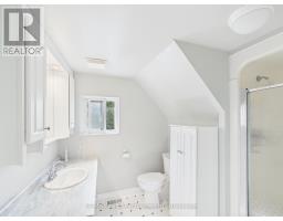 457 PENETANGORE ROW S - 16