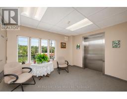 204 - 1050 1ST AVENUE W - 9