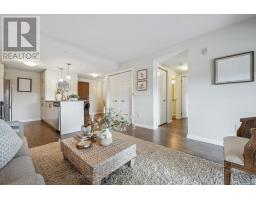 412 - 17 KAY CRESCENT - 13