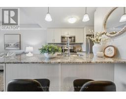 412 - 17 KAY CRESCENT - 15