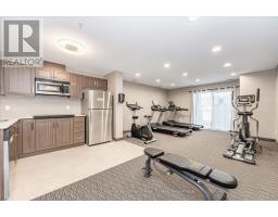 412 - 17 KAY CRESCENT - 27