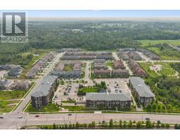 412 - 17 KAY CRESCENT - 34