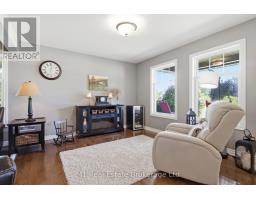 156 HIGHLAND DRIVE - 9