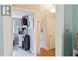 216 DOUGLAS STREET - 20