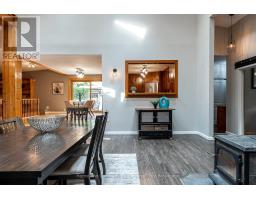 256360 SUNOVA CRESCENT - 7