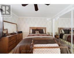 28 IROQUOIS LANE - 19