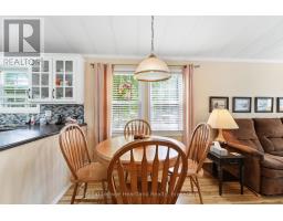 28 IROQUOIS LANE - 9
