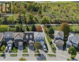 41 BOULDER CRESCENT - 2
