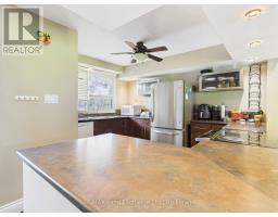 27 - 850 WALSH STREET - 3