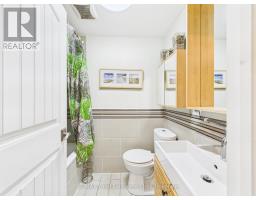 27 - 850 WALSH STREET - 4