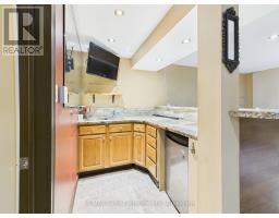 27 - 850 WALSH STREET - 9