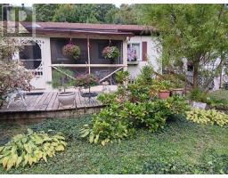 213 CHESTNUT DRIVE S - 1
