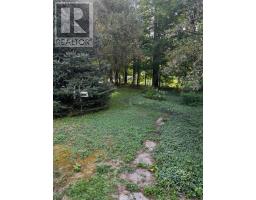 213 CHESTNUT DRIVE S - 21
