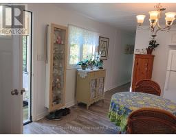 213 CHESTNUT DRIVE S - 5