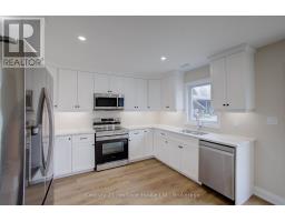 4 - 229 BRUCE STREET S - 13