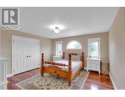 2569 LOCKHART ROAD - 18