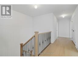 66 AMBER DRIVE - 19