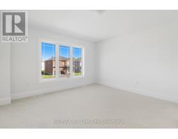 66 AMBER DRIVE - 34