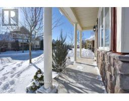 11 SAVANNAH CRESCENT - 8