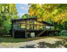1745 TWIN OAKS CRESCENT - 1