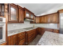 1745 TWIN OAKS CRESCENT - 10