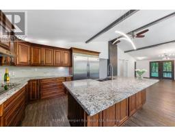 1745 TWIN OAKS CRESCENT - 11