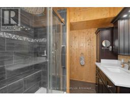 1745 TWIN OAKS CRESCENT - 17