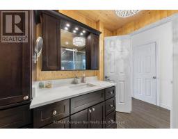 1745 TWIN OAKS CRESCENT - 19
