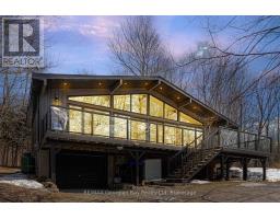1745 TWIN OAKS CRESCENT - 2