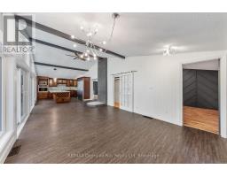 1745 TWIN OAKS CRESCENT - 7