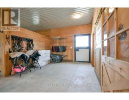 465 RIDGE ROAD E - 32