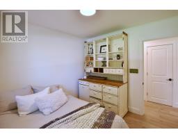 56 BATTEAUX ROAD - 30