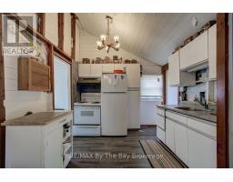 33 17TH STREET N - 11