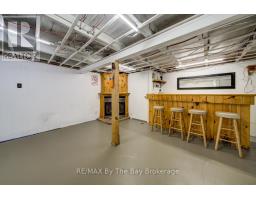 33 17TH STREET N - 21