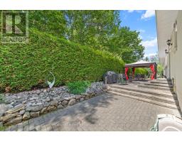 378 ABERDEEN BOULEVARD - 16