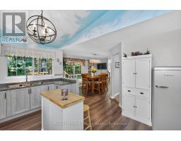13 HALLEN DRIVE - 32