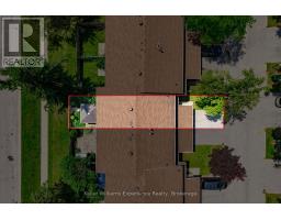 23 - 2 BERNICK DRIVE - 35