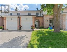 23 - 2 BERNICK DRIVE - 36