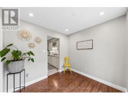 23 - 2 BERNICK DRIVE - 5